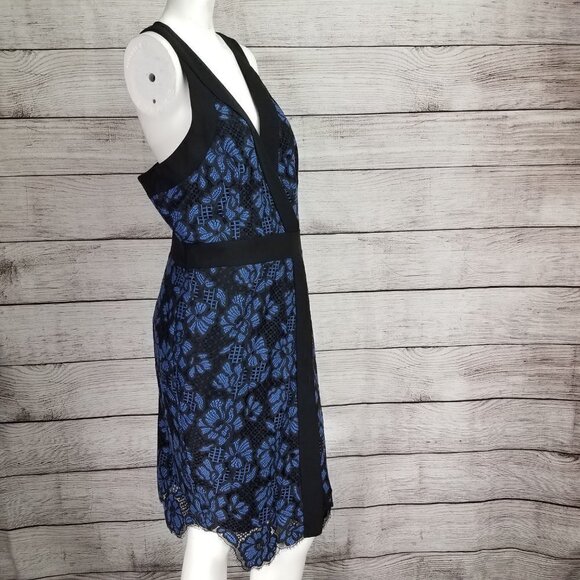 NEW Harlyn L Two Tone Lace Cocktail Sheath Dress Surplice Neck - Picture 9 of 14